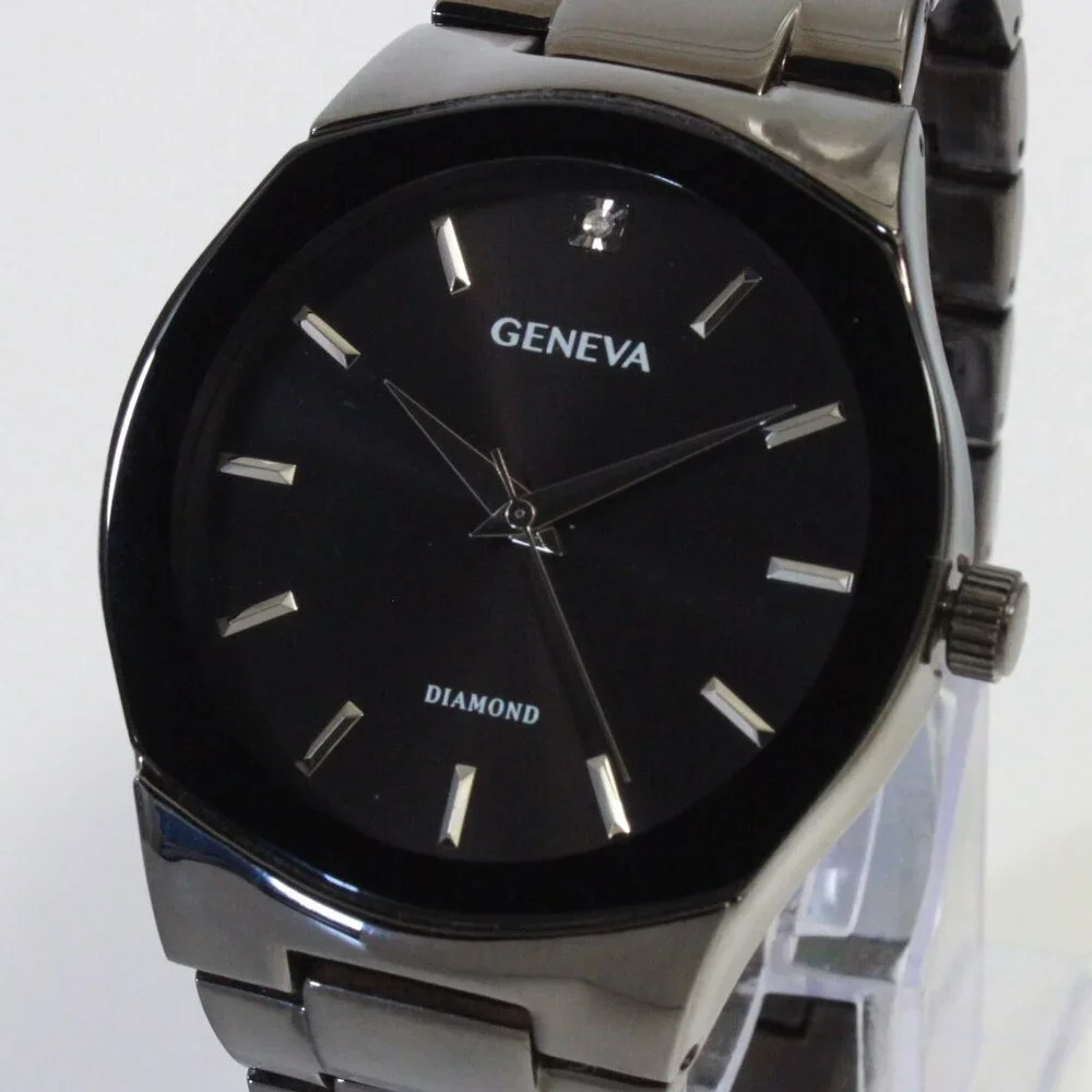 Geneva Men's Casual Watch Diamond At 12 Integrated Bracelet 42mm